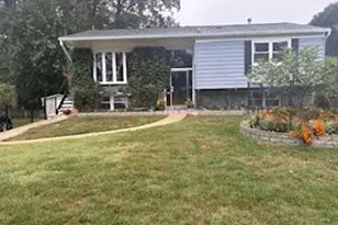 8418 Stonewall Dr, Vienna, VA 22180 - Photo 1