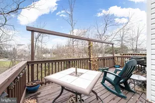 13082 Park Crescent Cir, Herndon, VA 20171 - Photo 30