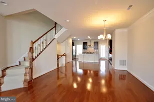 3053 Waterloo Ln, Fairfax, VA 22031 - Photo 16