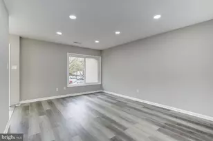 2394 Southgate Square, Reston, VA 20191 - Photo 4