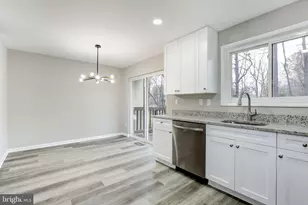 2394 Southgate Square, Reston, VA 20191 - Photo 18