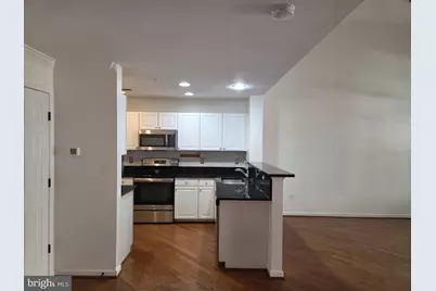 1930 Crescent Park Drive #29A, Reston, VA 20190 - Photo 4