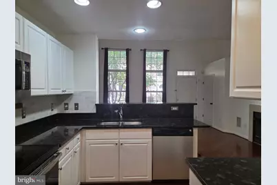 1930 Crescent Park Drive #29A, Reston, VA 20190 - Photo 2