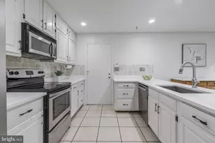 4054 41st St, McLean, VA 22101 - Photo 10