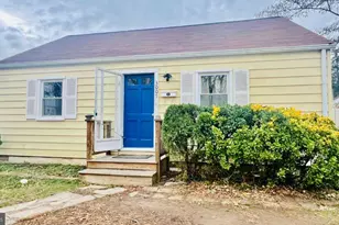 3007 Elmwood Dr, Alexandria, VA 22303 - Photo 1