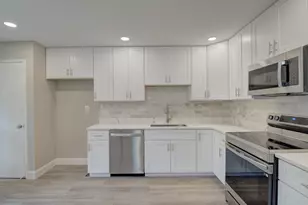 1737 Cy Ct, Vienna, VA 22182 - Photo 8