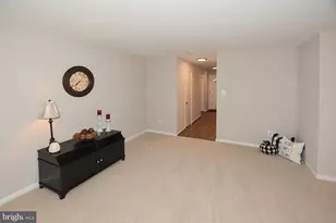 8323 Stationhouse Ct, Lorton, VA 22079 - Photo 14