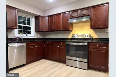 7684 Green Garland Drive, Springfield, VA 22153 - Photo 16