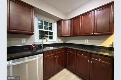 7684 Green Garland Drive, Springfield, VA 22153 - Photo 18