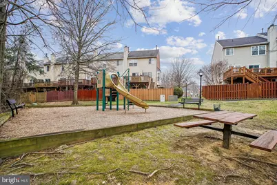 6405 Castlefin Way, Alexandria, VA 22315 - Photo 32
