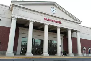 5156 Summit Dr, Fairfax, VA 22030 - Photo 12