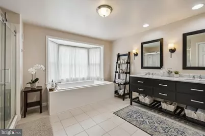 9715 Middleton Ridge Road, Vienna, VA 22182 - Photo 14