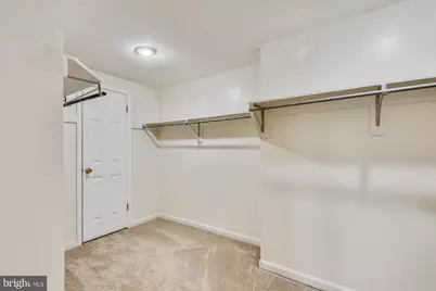 9715 Middleton Ridge Road, Vienna, VA 22182 - Photo 24