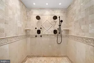 9849 S Park Cir, Fairfax Station, VA 22039 - Photo 24