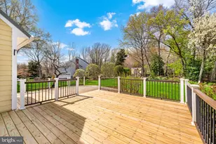 9849 S Park Cir, Fairfax Station, VA 22039 - Photo 24