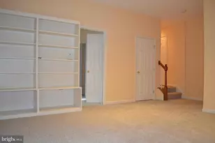 9443 Van Arsdale Dr, Vienna, VA 22181 - Photo 26