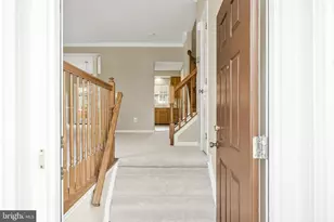 2035 Madrillon Springs Ct, Vienna, VA 22182 - Photo 4