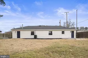 6402 Pioneer Dr, Springfield, VA 22150 - Photo 26