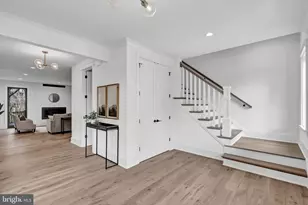 900 Carole Ct SE, Vienna, VA 22180 - Photo 4