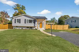 8915 Sylvania St, Lorton, VA 22079 - Photo 2