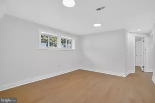 8915 Sylvania St, Lorton, VA 22079 - Photo 20