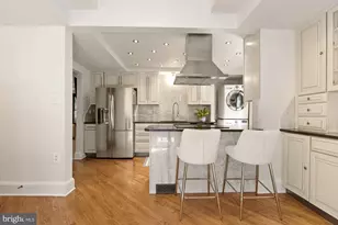 2730 Oak Valley Dr, Vienna, VA 22181 - Photo 8