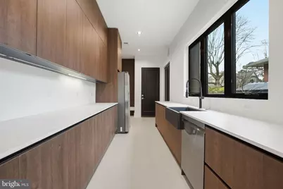 6910 Bright Avenue, McLean, VA 22101 - Photo 40