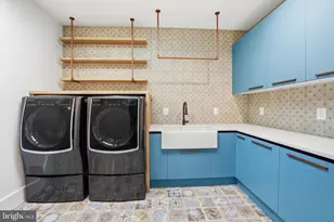 6910 Bright Ave, McLean, VA 22101 - Photo 60