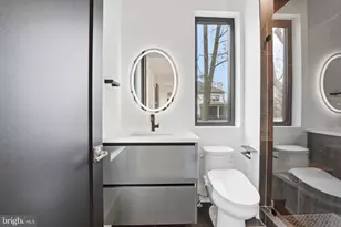 6910 Bright Ave, McLean, VA 22101 - Photo 44