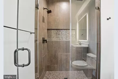 6910 Bright Avenue, McLean, VA 22101 - Photo 58