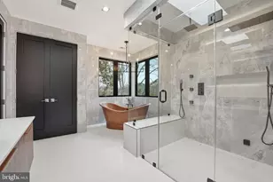 6910 Bright Ave, McLean, VA 22101 - Photo 78