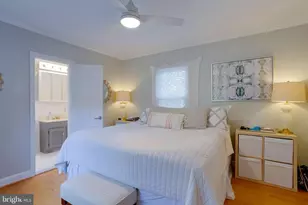 1136 Arcturus Ln, Alexandria, VA 22308 - Photo 16