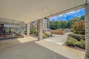 3245 Rio Dr, Falls Church, VA 22041 - Photo 18