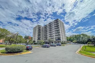 3245 Rio Dr, Falls Church, VA 22041 - Photo 2