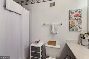 2131 Silentree Dr, Vienna, VA 22182 - Photo 26