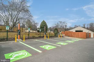 12014 Golf Ridge Ct, Fairfax, VA 22033 - Photo 36