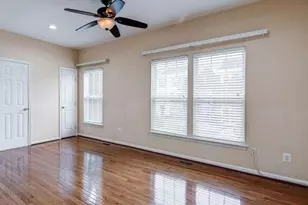 2541 Banshire Dr, Herndon, VA 20171 - Photo 10