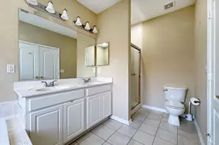 12652 Heron Ridge Dr, Fairfax, VA 22030 - Photo 24
