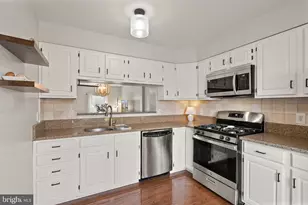 6020 Kestner Cir, Alexandria, VA 22315 - Photo 8