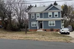 4222 Lamarre Dr, Fairfax, VA 22030 - Photo 2