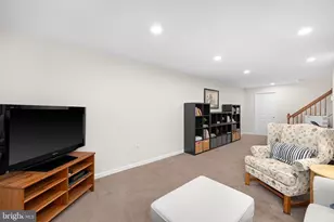 9616 Oakington Dr, Fairfax Station, VA 22039 - Photo 52