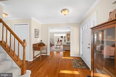 9616 Oakington Drive, Fairfax Station, VA 22039 - Photo 12