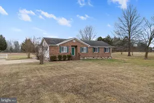 14917 Compton Rd, Centreville, VA 20121 - Photo 2