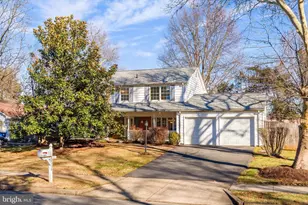 13130 Pavilion Ln, Fairfax, VA 22033 - Photo 2