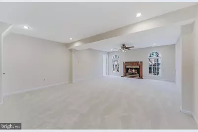 13130 Pavilion Lane, Fairfax, VA 22033 - Photo 16