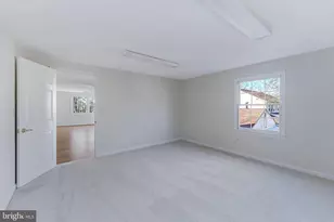 13130 Pavilion Ln, Fairfax, VA 22033 - Photo 40