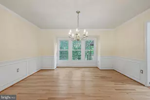 15313 Surrey House Way, Centreville, VA 20120 - Photo 8