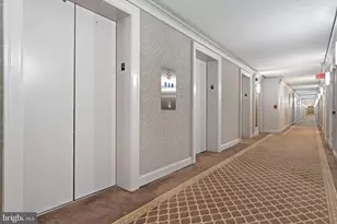 1800 Old Meadow Rd, McLean, VA 22102 - Photo 12