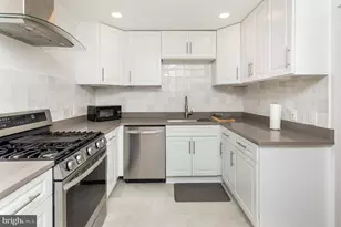 3206 Burgundy Rd, Alexandria, VA 22303 - Photo 16