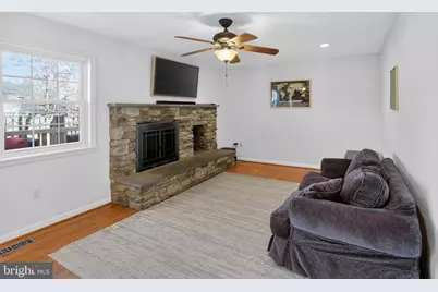 7200 Beachway Court, Springfield, VA 22153 - Photo 6